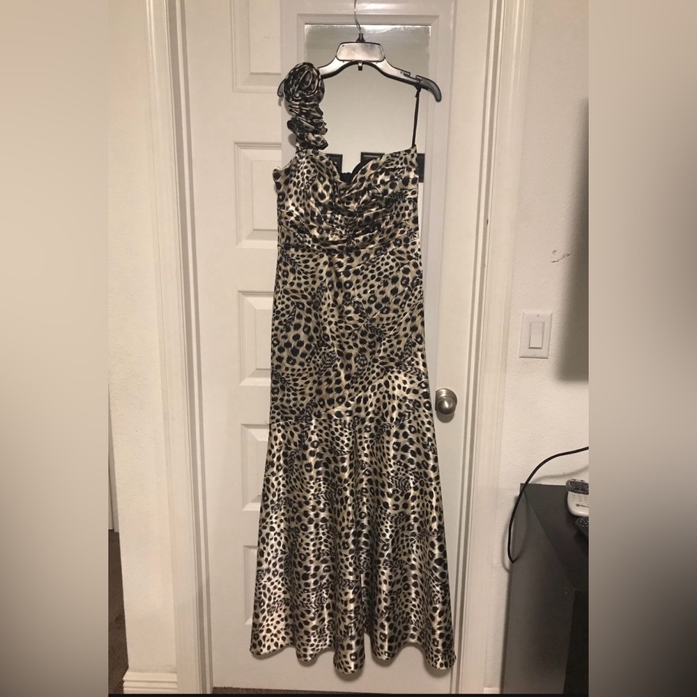 Jump One Shoulder Leopard Print Dress - Black and White